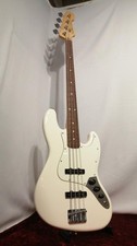 Guitare basse électrique