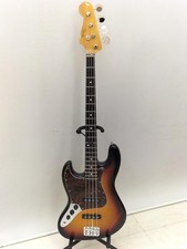 (Fender Japan) Guitare basse