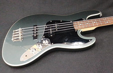 [Fender] Guitare basse