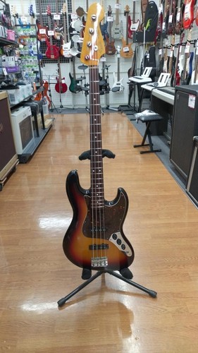 Guitare basse électrique