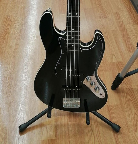 Fender japan guitare basse - japan],