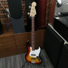 Guitare basse électrique