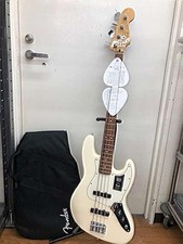 Guitare basse électrique