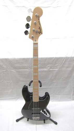 Guitare basse électrique