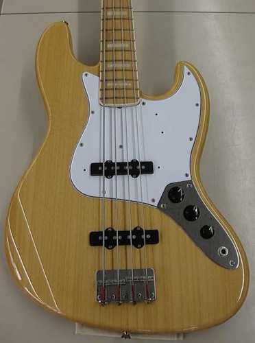 Guitare basse électrique