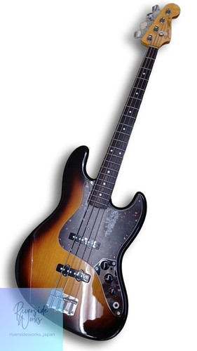 Guitare basse électrique
