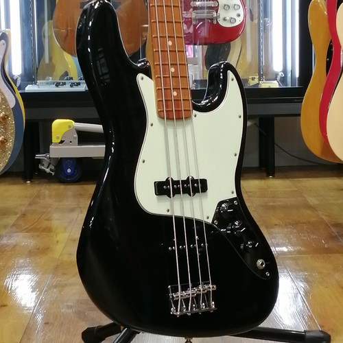 Guitare basse électrique