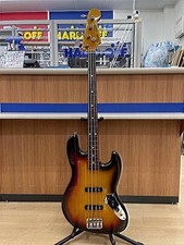 Guitare basse électrique