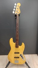 Guitare basse électrique