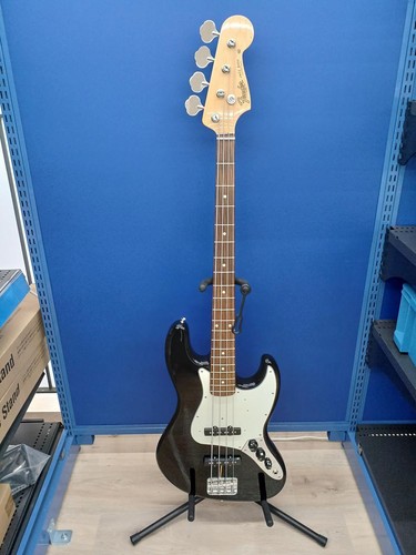 Guitare basse électrique